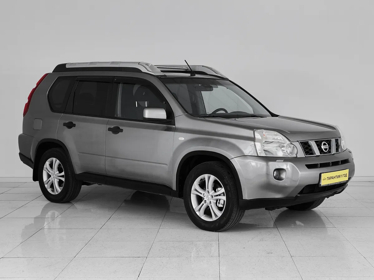 Nissan X-Trail II · LE (metallic) — фото 3