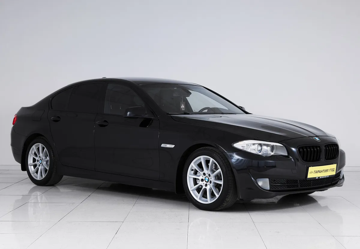 BMW 5 серии VI (F10/F11/F07) — фото 3