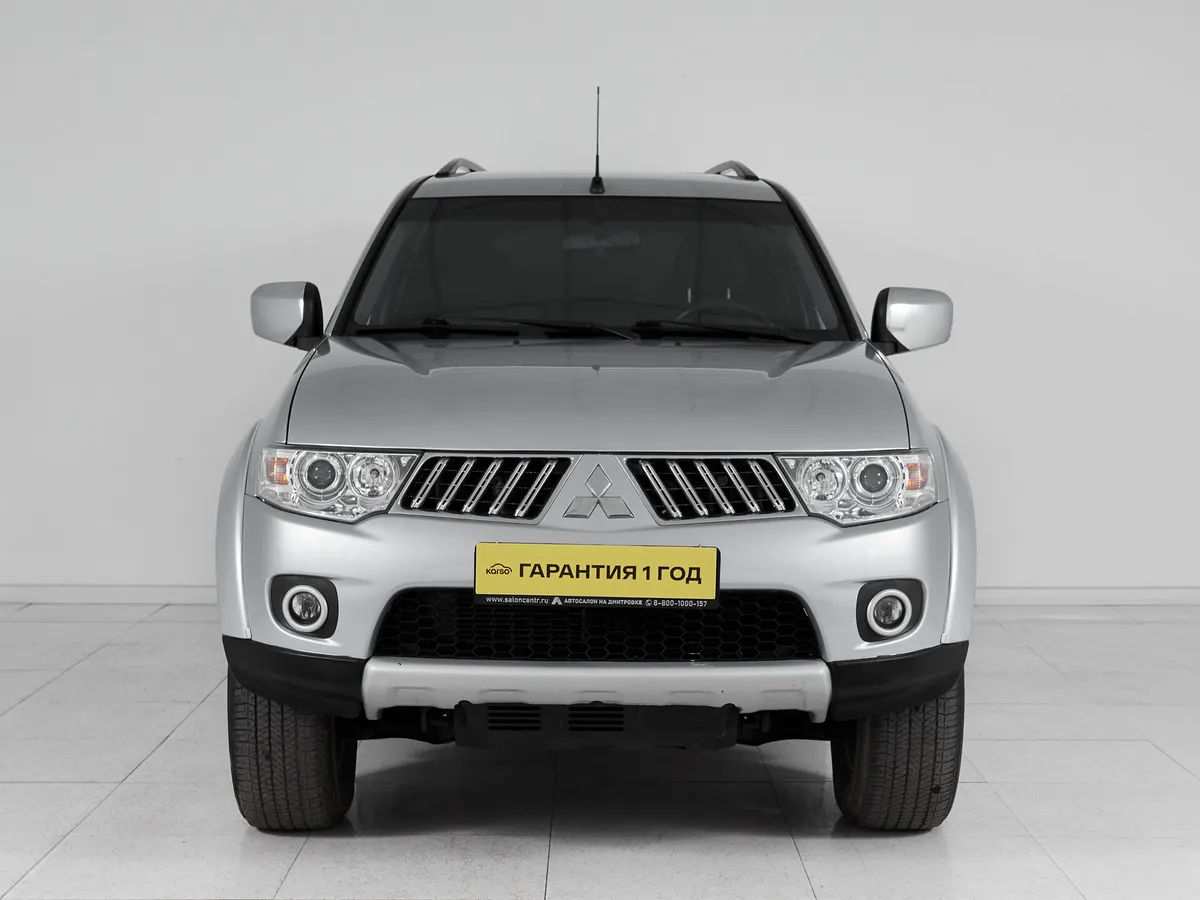 Mitsubishi Pajero Sport II · Intense — фото 2
