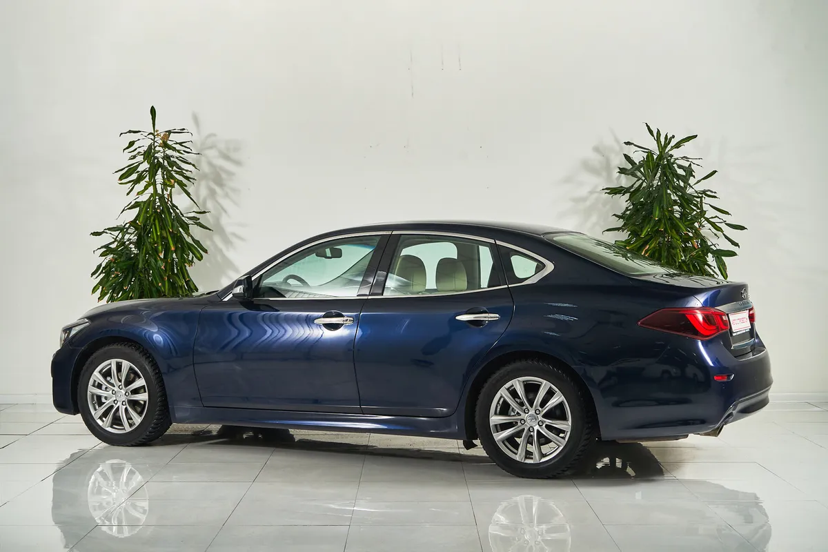 Infiniti Q70 I Рестайлинг — фото 4