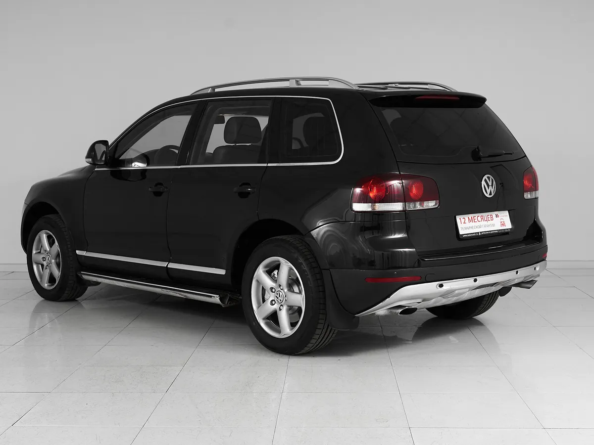 Volkswagen Touareg I Рестайлинг — фото 4