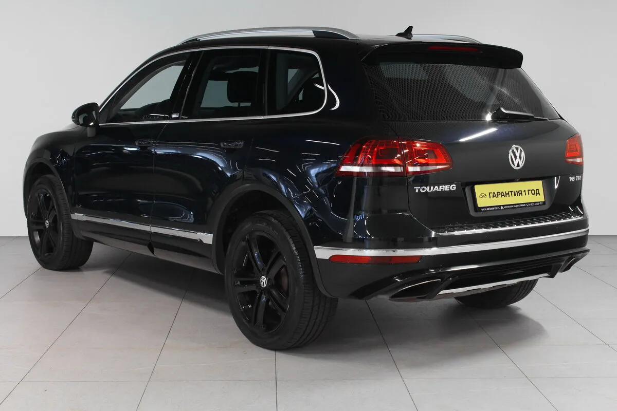Volkswagen Touareg II Рестайлинг · Base — фото 4