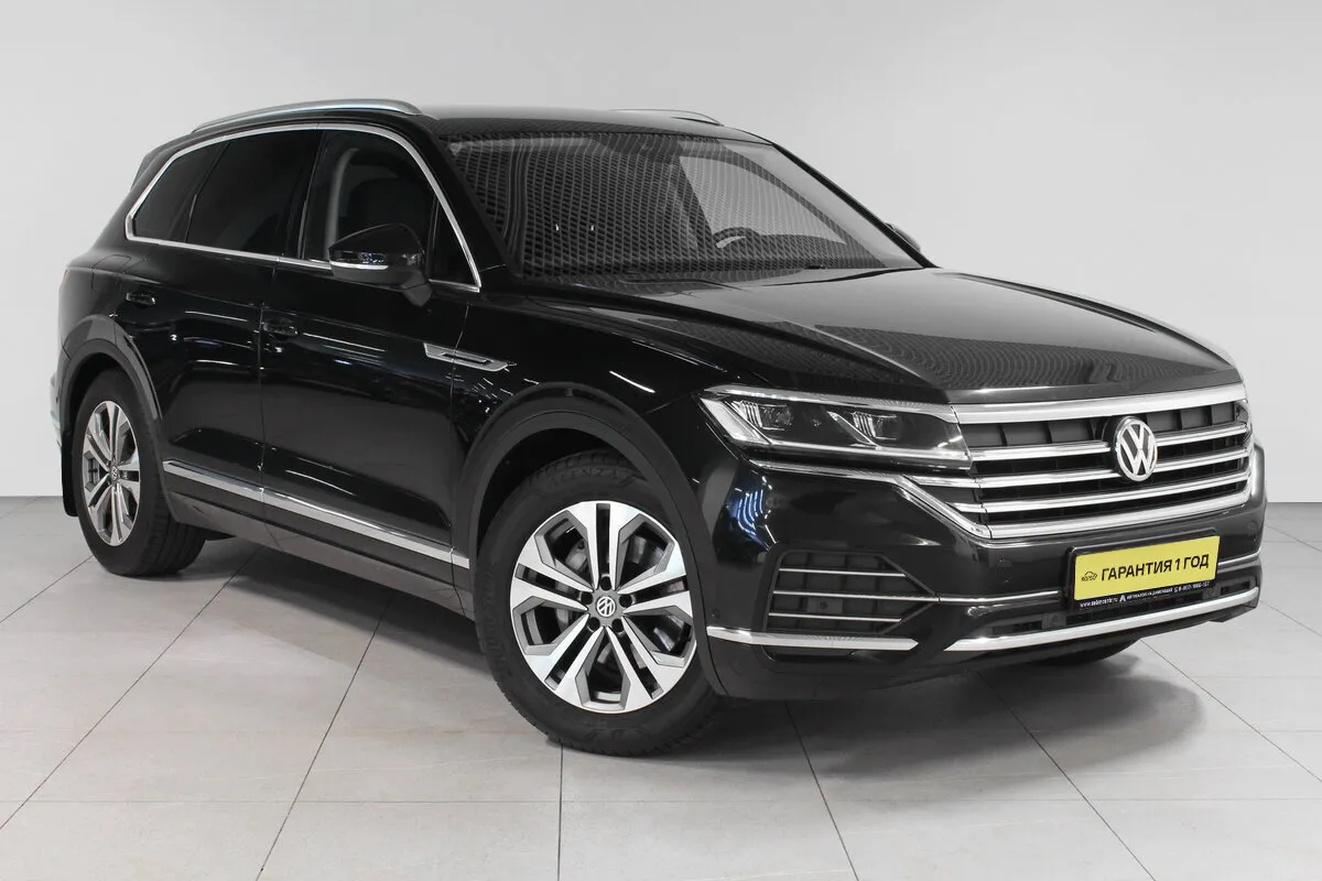 Volkswagen Touareg III · Exclusive — фото 3