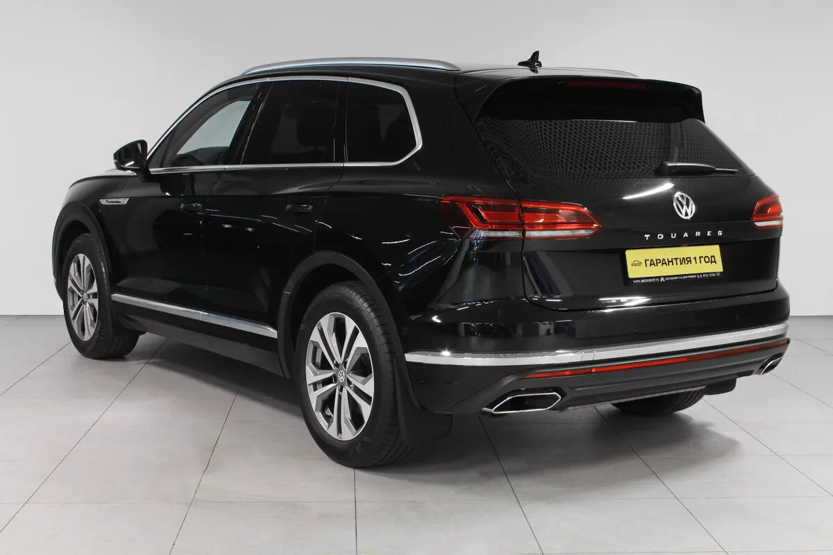 Volkswagen Touareg III · Exclusive — фото 4
