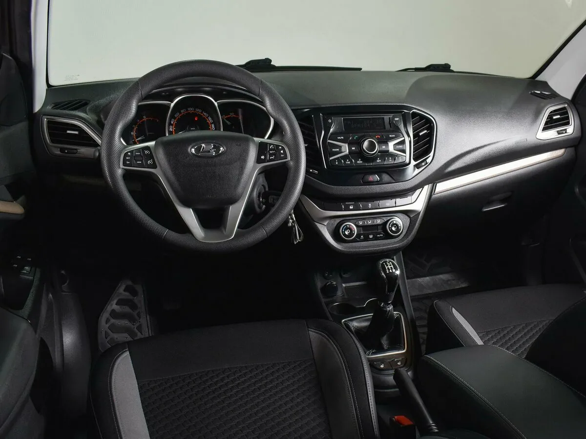 Lada (ВАЗ) Vesta I · Comfort (2017-2019) — фото 5