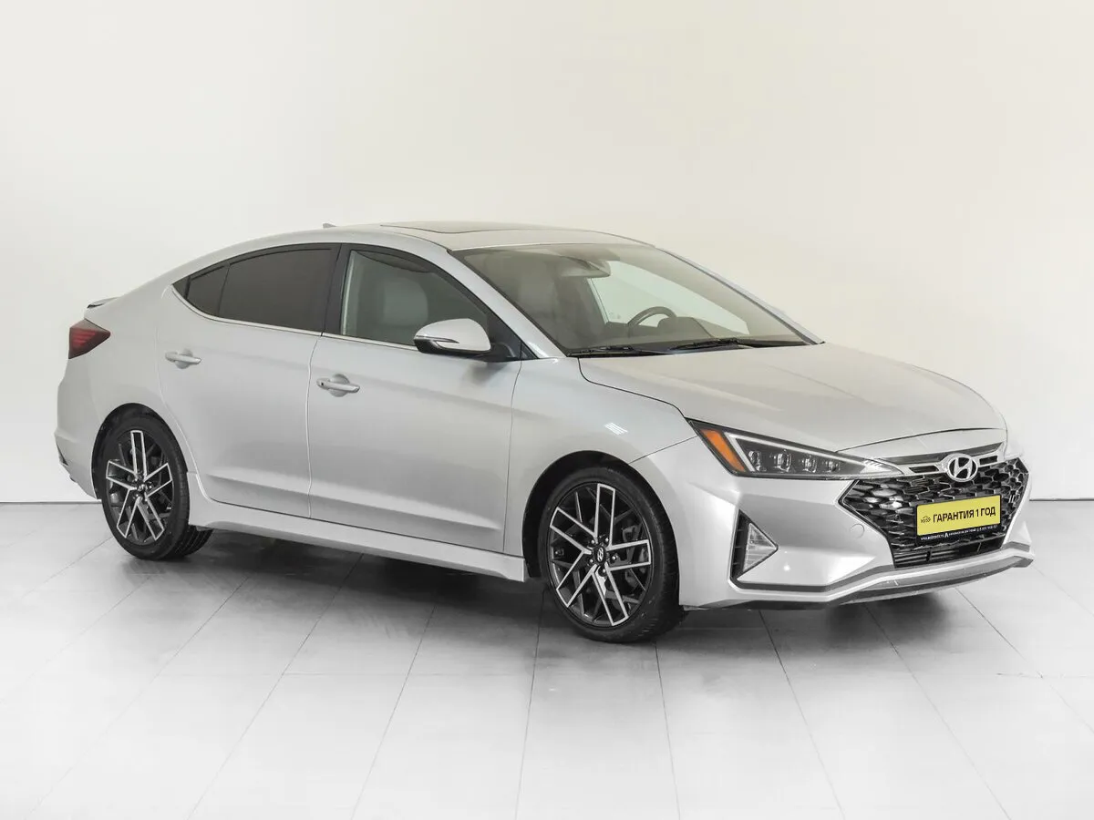 Hyundai Elantra VI (AD)