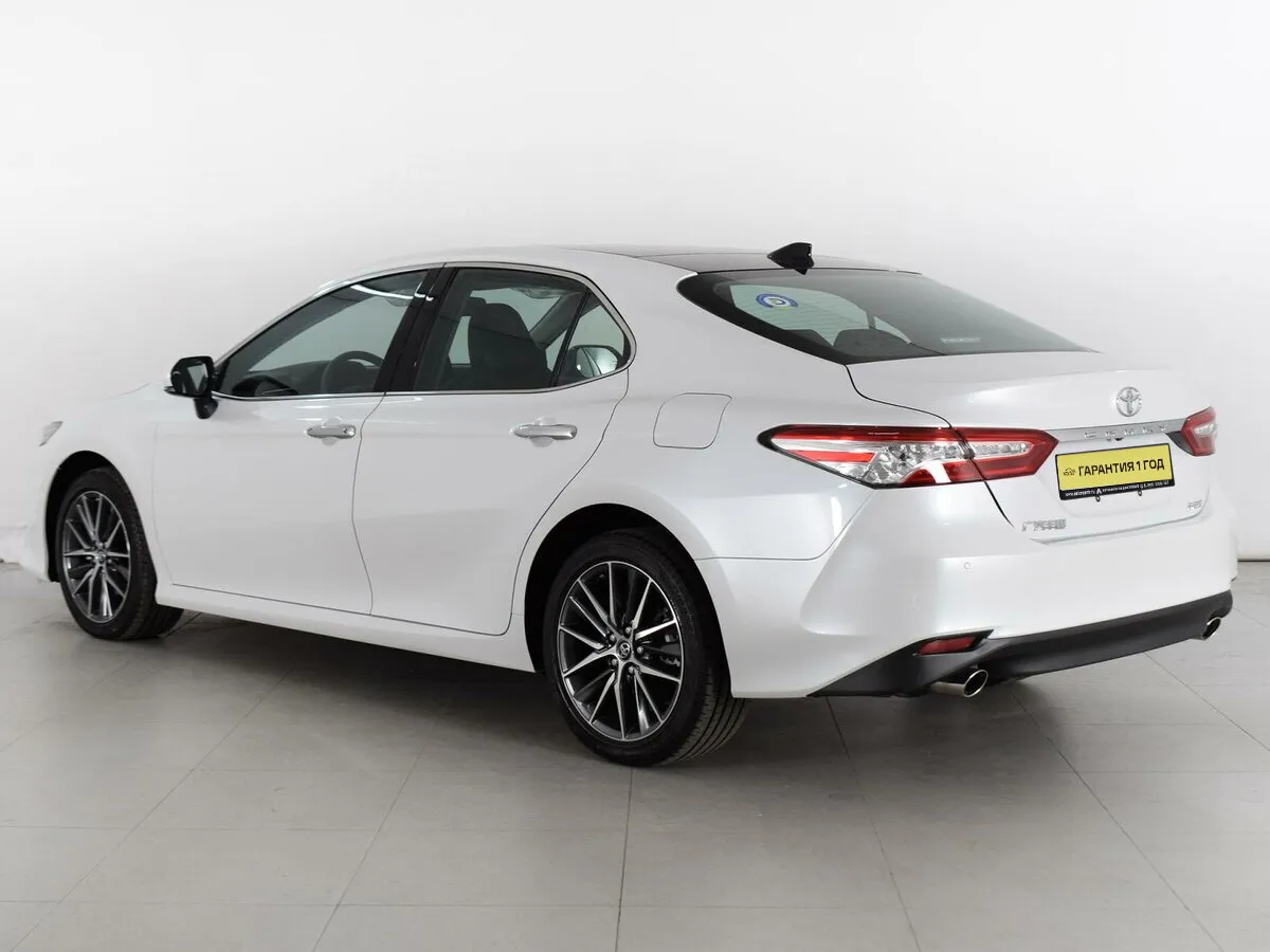 Toyota Camry VIII (XV70) Рестайлинг · Luxury — фото 2