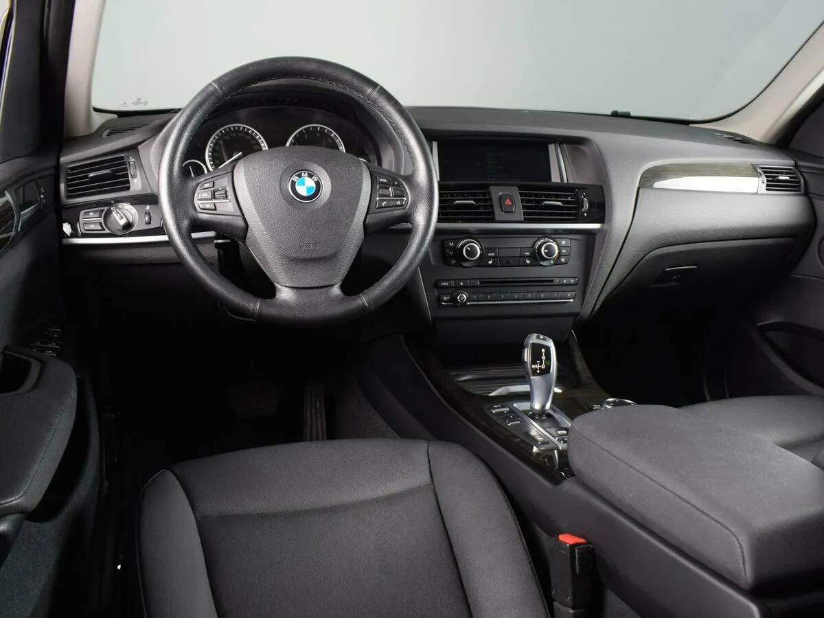 BMW X3 II (F25) Рестайлинг · xDrive20i — фото 5