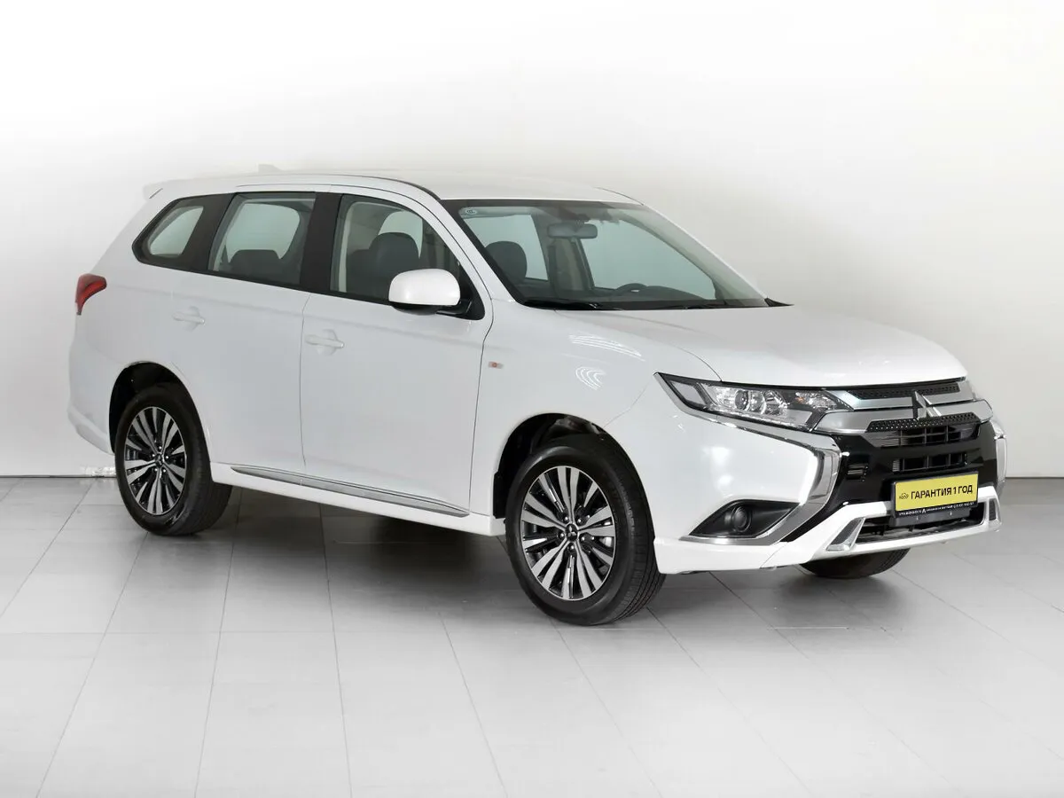 Mitsubishi Outlander III Рестайлинг 3 · Invite