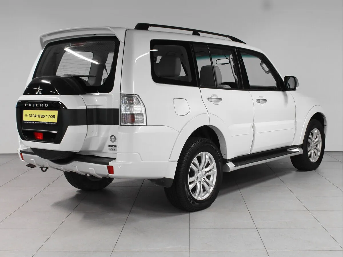 Mitsubishi Pajero IV Рестайлинг 2 · H/L — фото 4