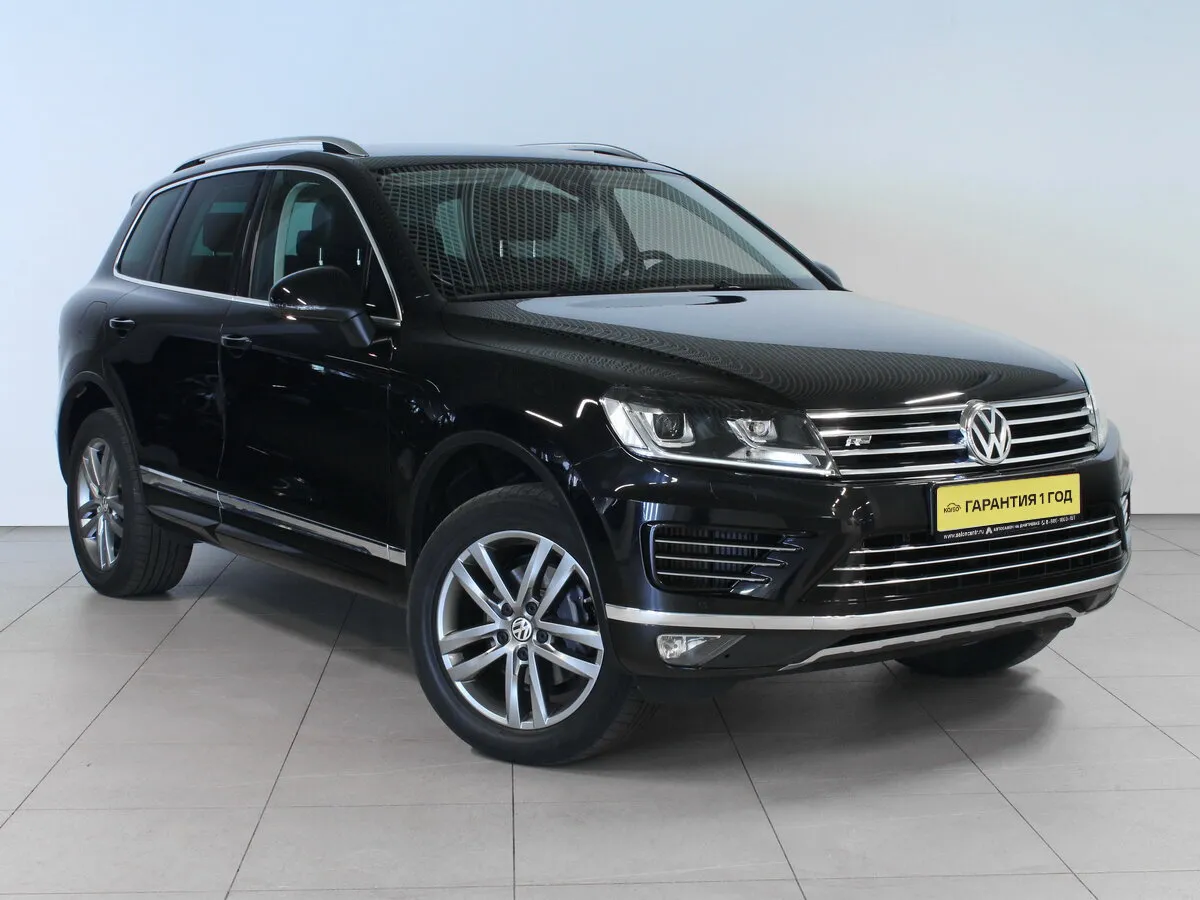 Volkswagen Touareg II Рестайлинг · Base — фото 3
