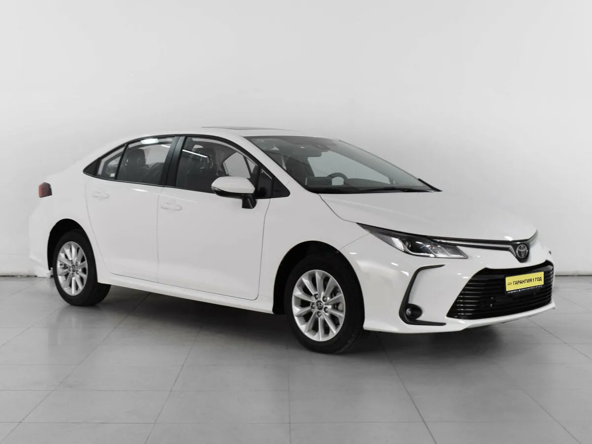 Toyota Corolla XII (E210) · Pioneer Plus