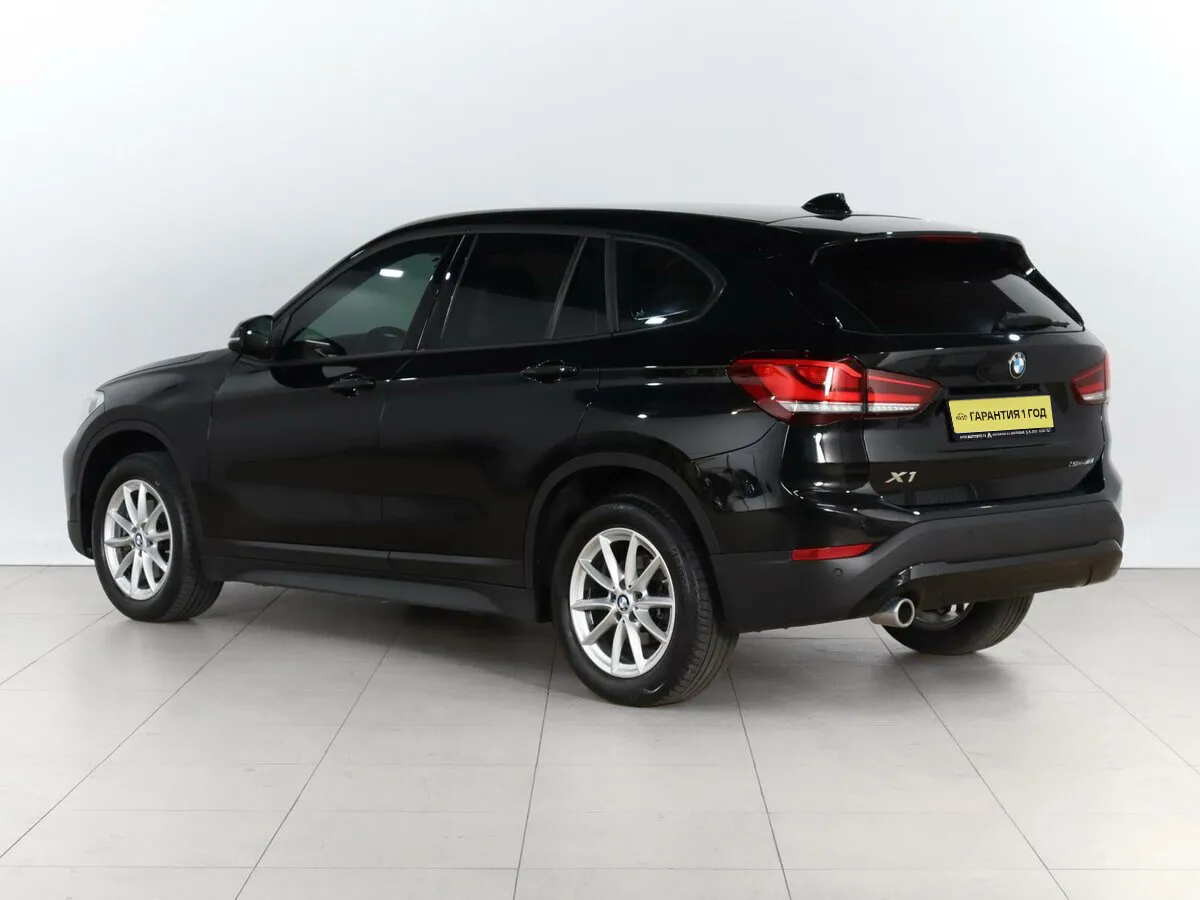 BMW X1 II (F48) Рестайлинг · sDrive18i SE — фото 2