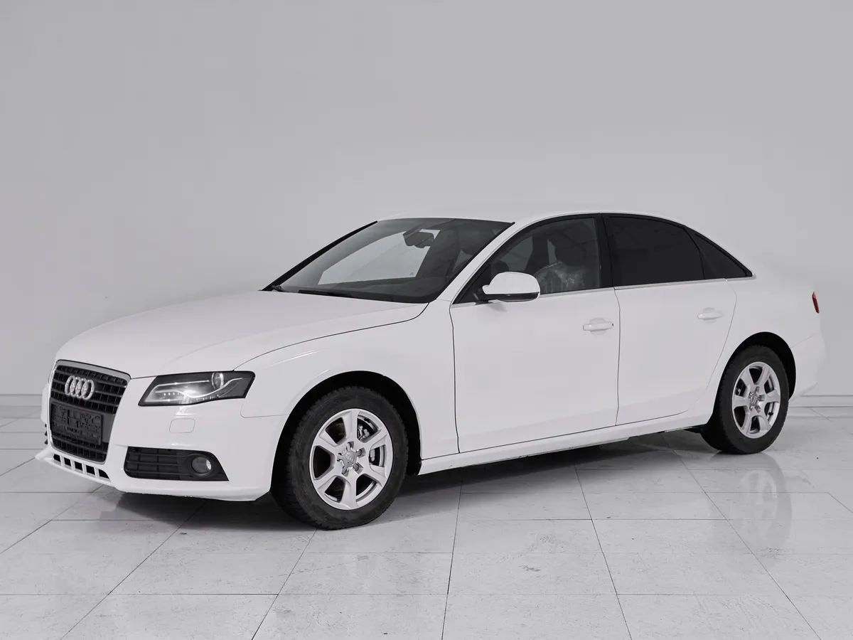 Audi A4 IV (B8) · Стандарт