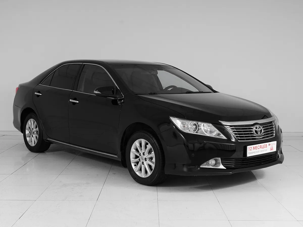 Toyota Camry VII (XV50) · Элеганс — фото 3