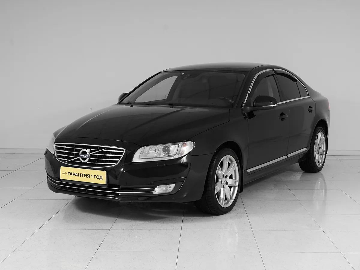 Volvo S80 II Рестайлинг 2 · Momentum