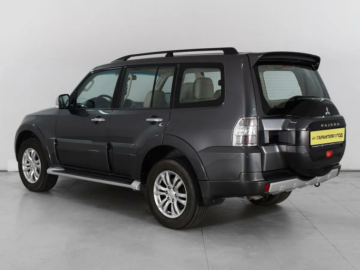 Mitsubishi Pajero IV Рестайлинг 2 · H/L — фото 2