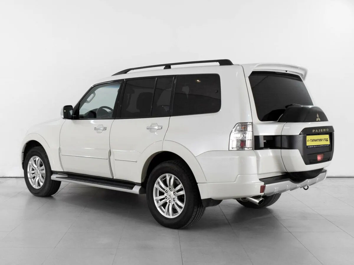 Mitsubishi Pajero IV Рестайлинг 2 · GLS — фото 2