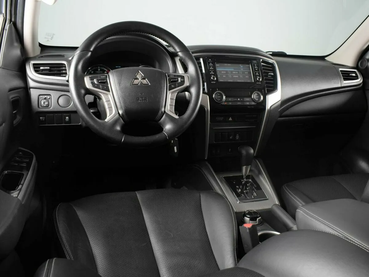 Mitsubishi L200 V Рестайлинг · Instyle — фото 5