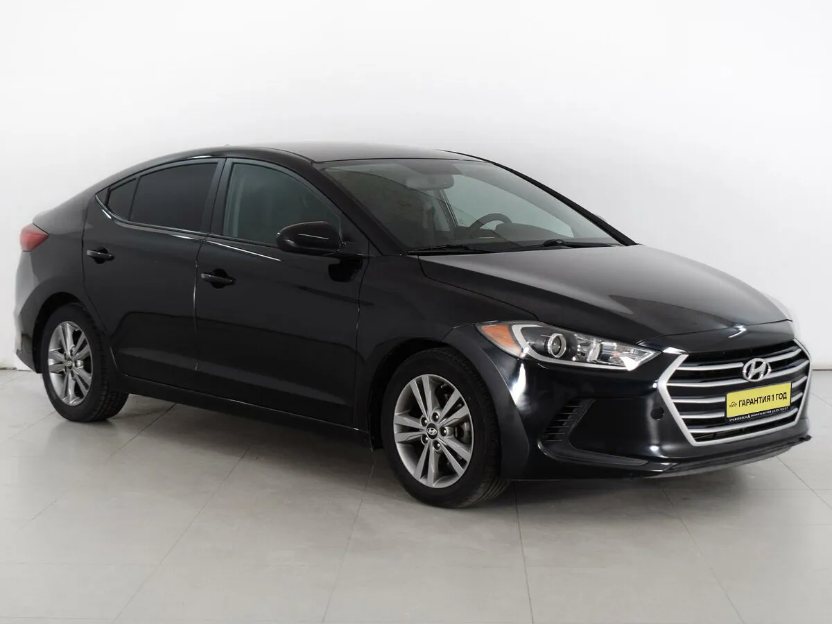 Hyundai Elantra VI (AD) · Active