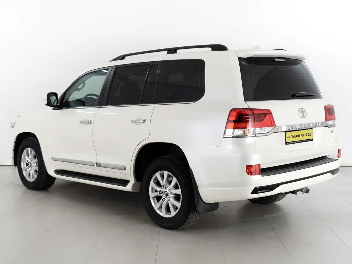 Toyota Land Cruiser 200 Series Рестайлинг 2 · Executive — фото 2