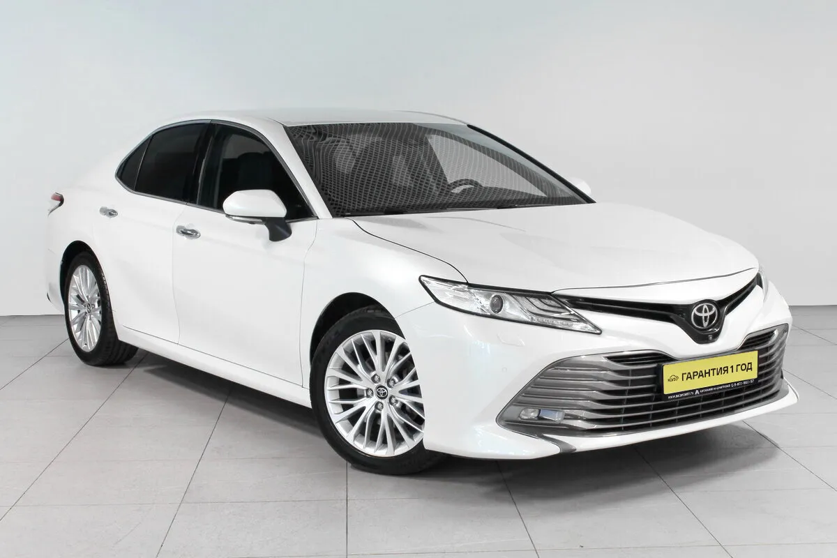 Toyota Camry VIII (XV70) · Executive Safety — фото 3