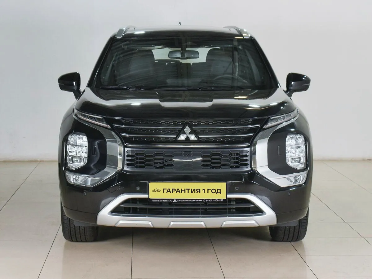 Mitsubishi Outlander IV · Premium — фото 3