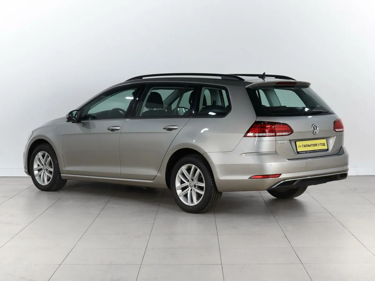 Volkswagen Golf VII Рестайлинг — фото 2