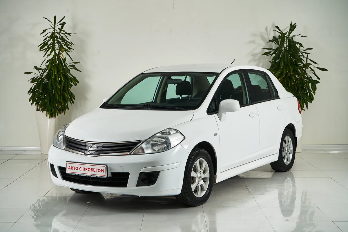Nissan Tiida I Рестайлинг