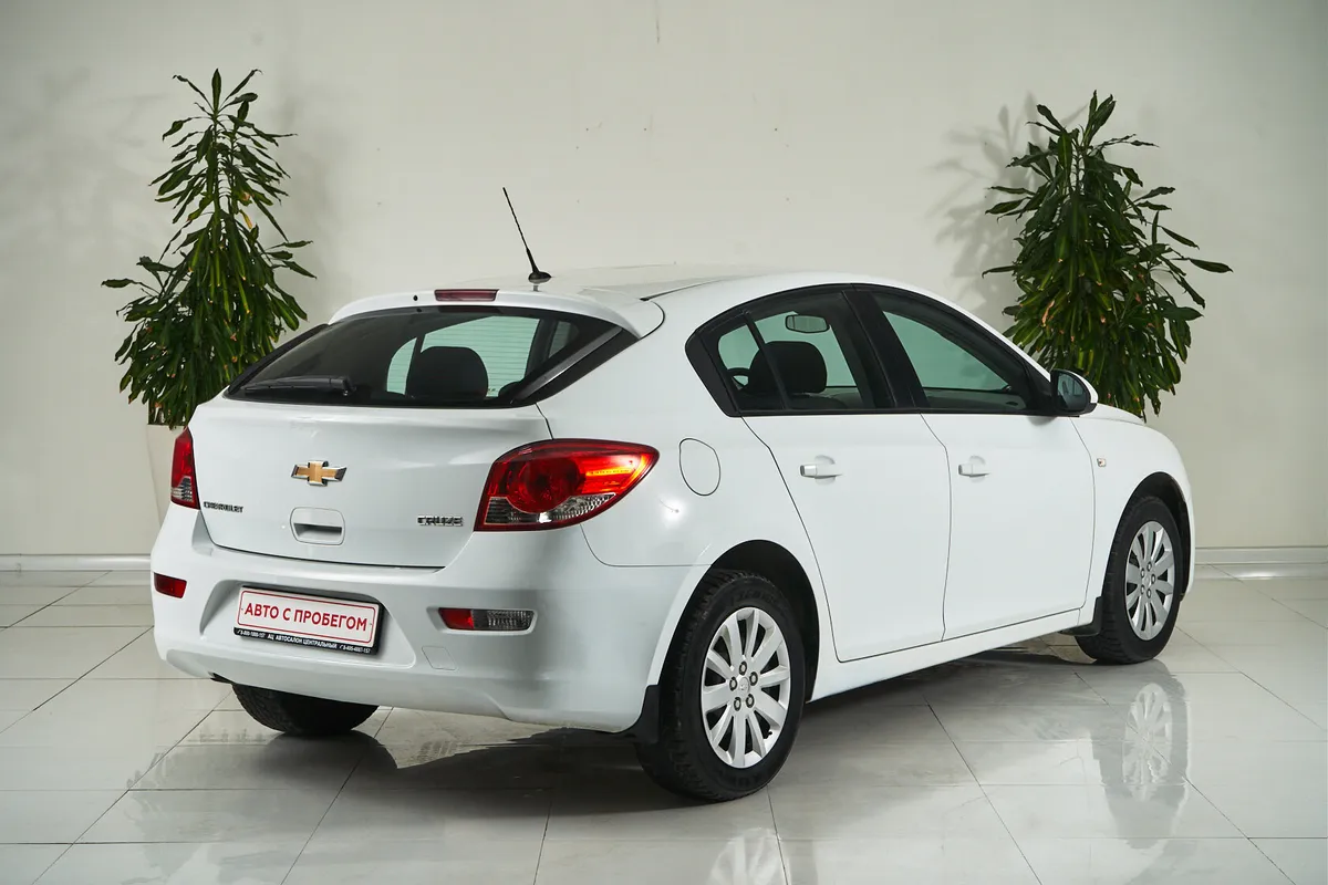 Chevrolet Cruze I Рестайлинг — фото 5