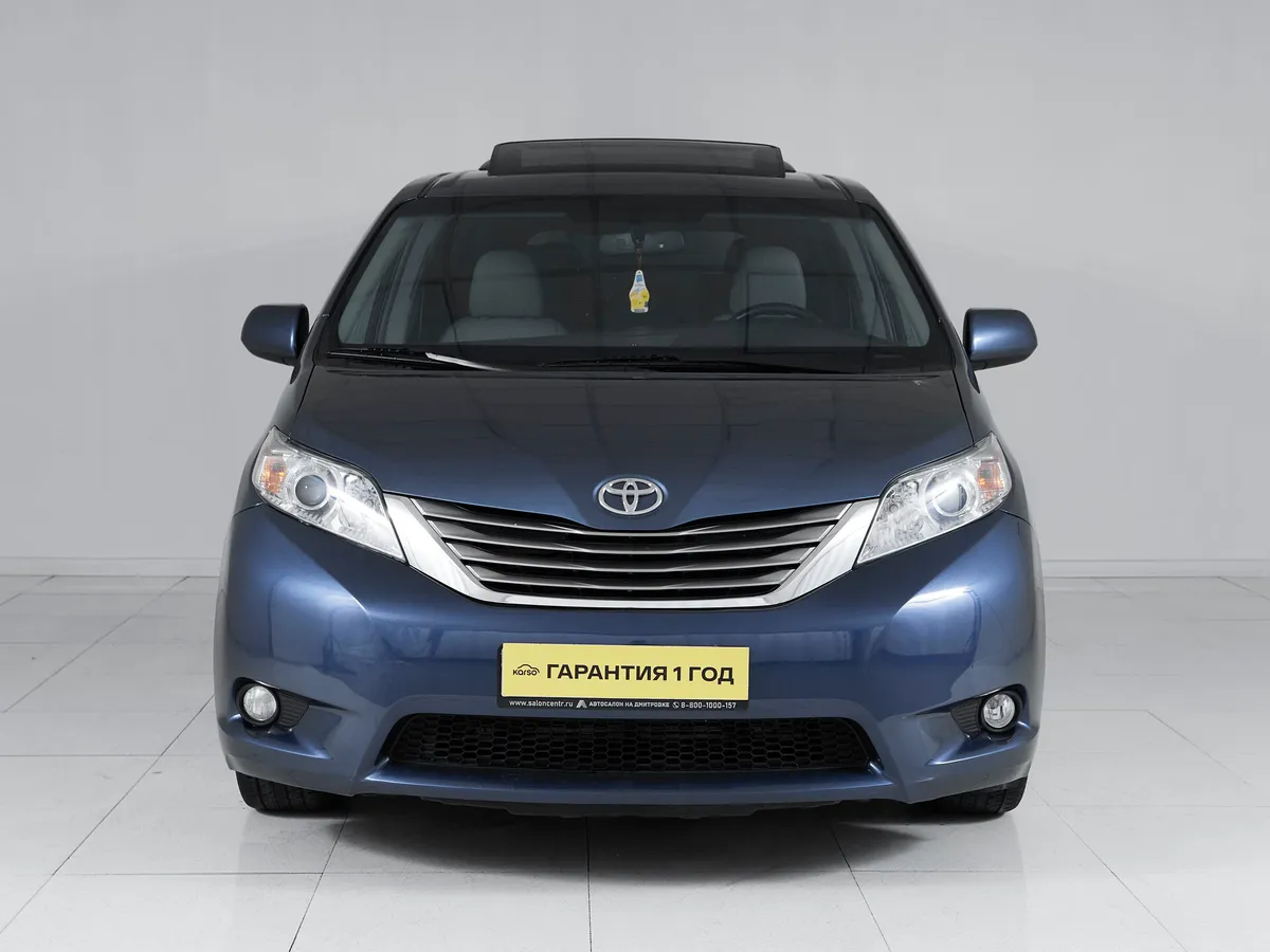 Toyota Sienna III Рестайлинг — фото 2