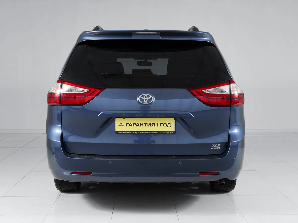 Toyota Sienna III Рестайлинг — фото 5