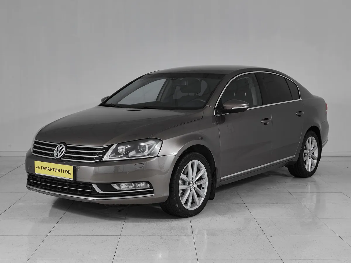 Volkswagen Passat B7 · Highline