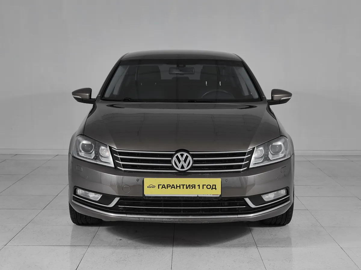 Volkswagen Passat B7 · Highline — фото 2