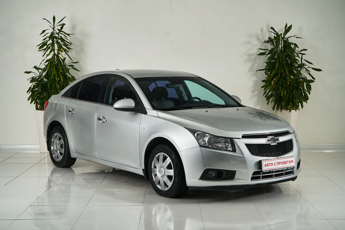 Chevrolet Cruze I Рестайлинг — фото 3