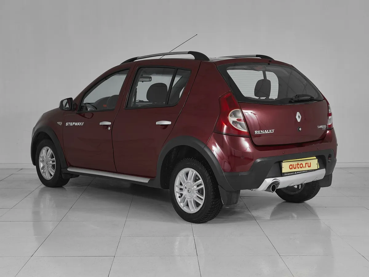 Renault Sandero I — фото 4