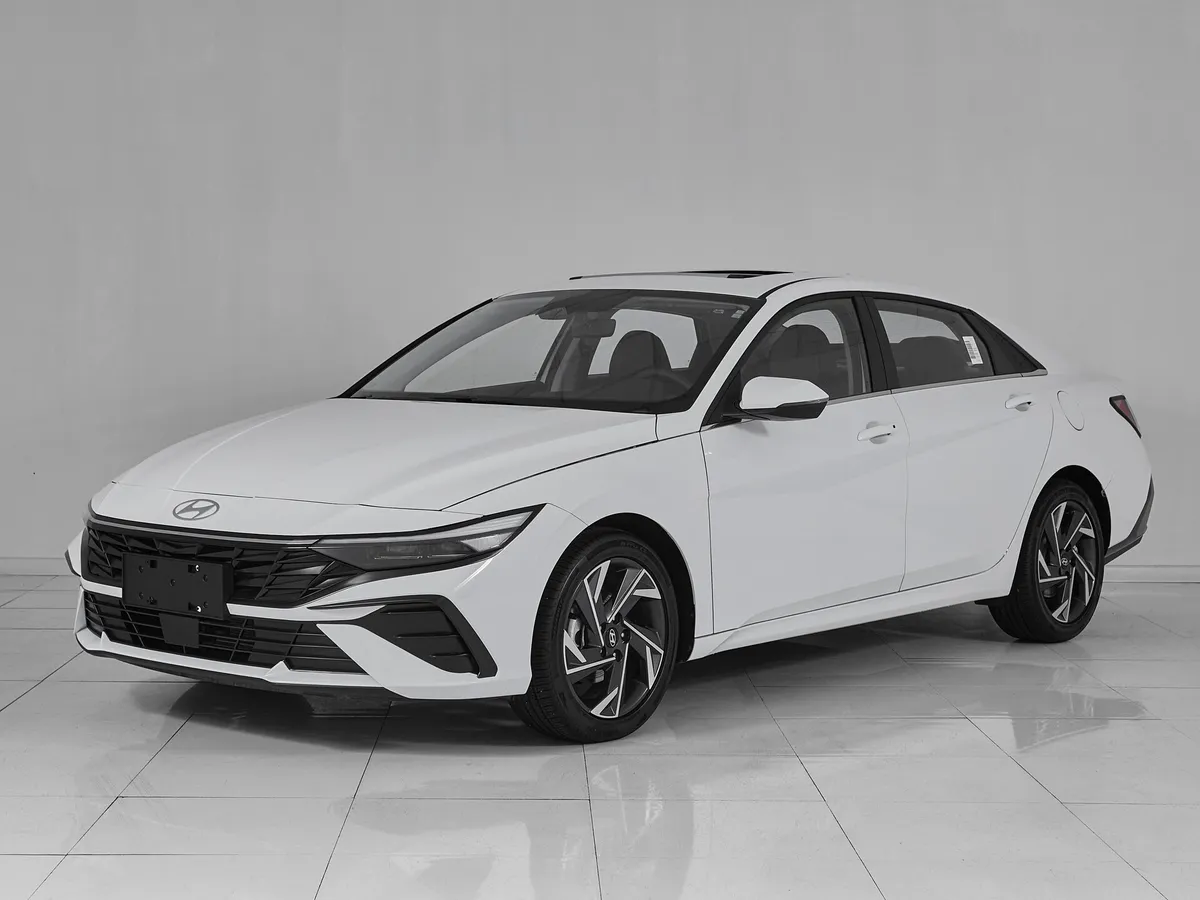 Hyundai Elantra VII (CN7) Рестайлинг · LUX