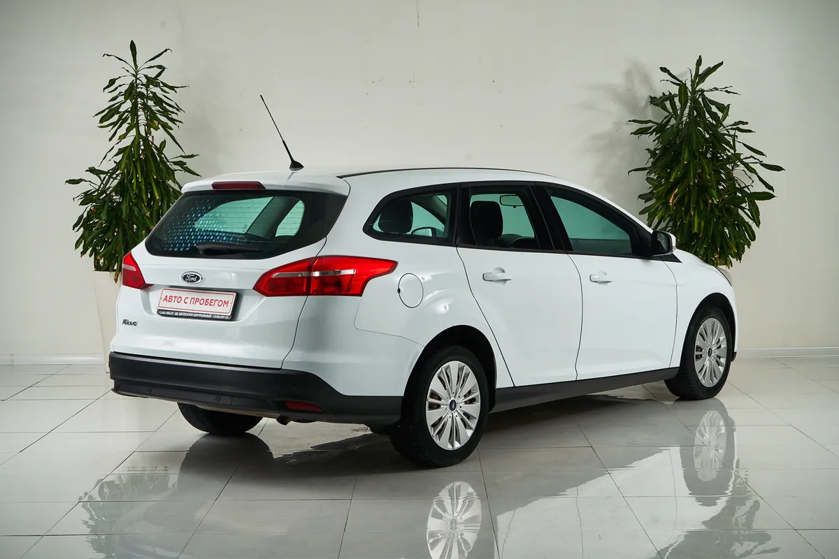 Ford Focus III Рестайлинг — фото 5
