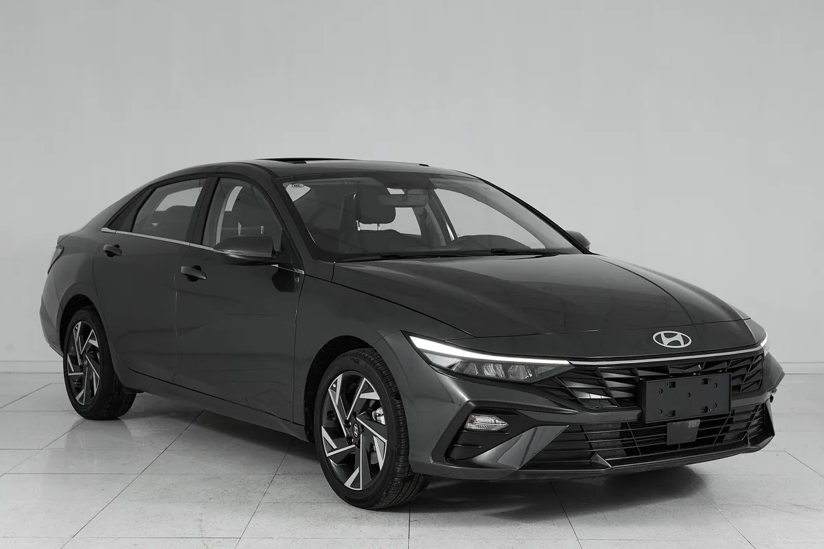 Hyundai Elantra VII (CN7) Рестайлинг · TOP — фото 3