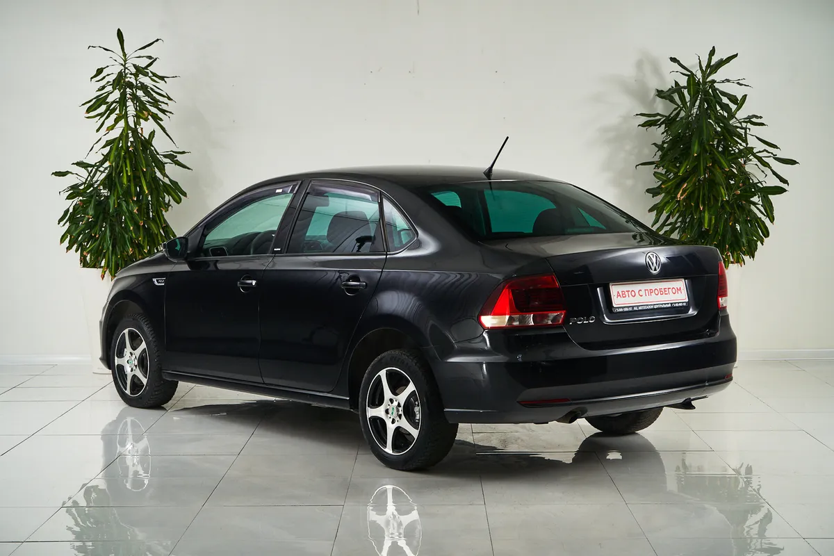 Volkswagen Polo V Рестайлинг — фото 4