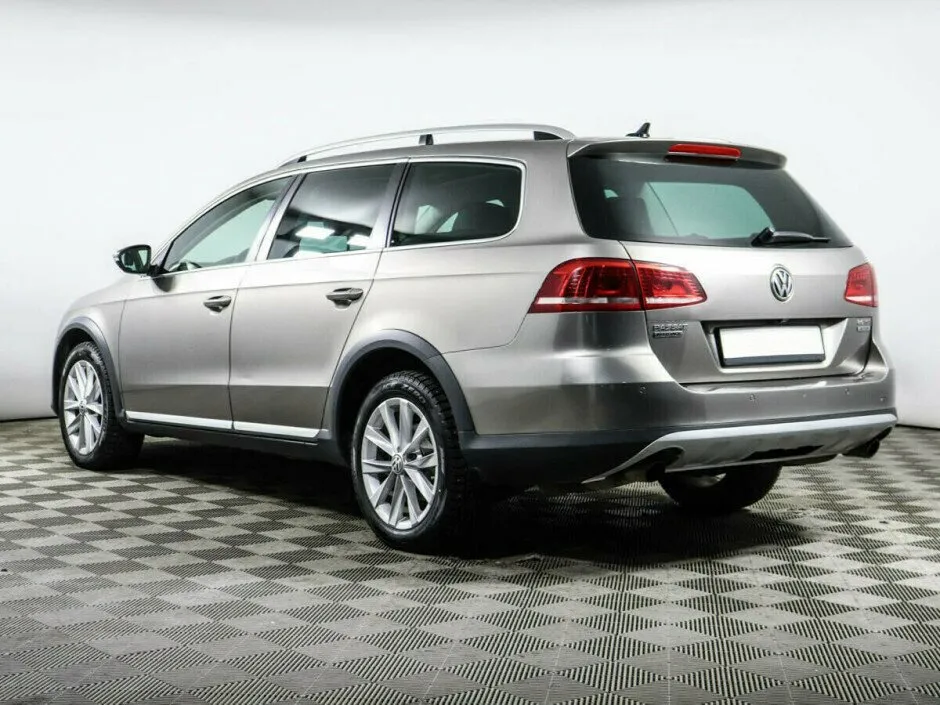 Volkswagen Passat B7 · Alltrack — фото 4