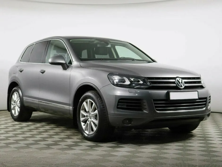 Volkswagen Touareg II — фото 2