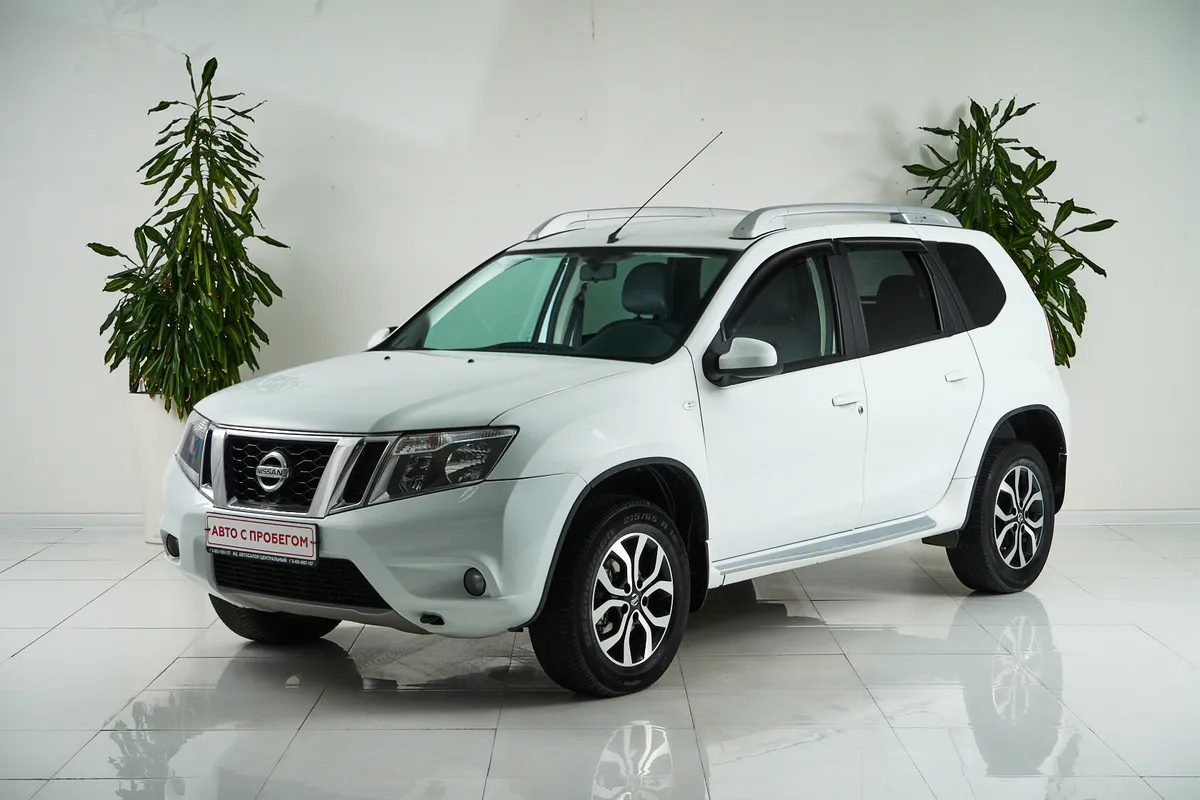Nissan Terrano III (D10)
