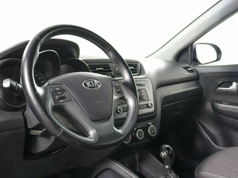Kia Rio III Рестайлинг — фото 5