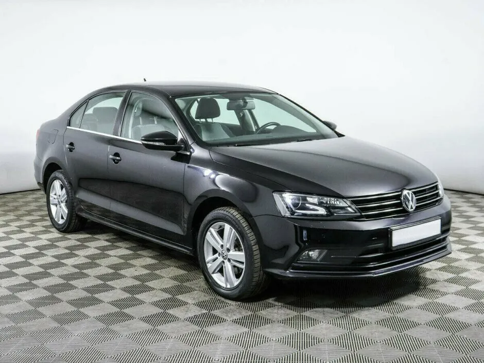 Volkswagen Jetta VI Рестайлинг — фото 2
