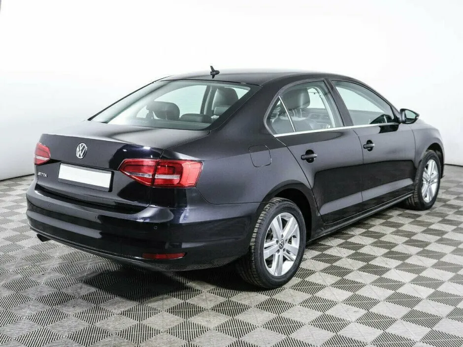 Volkswagen Jetta VI Рестайлинг — фото 3