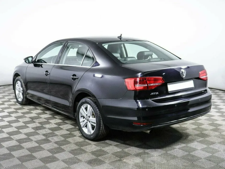 Volkswagen Jetta VI Рестайлинг — фото 4