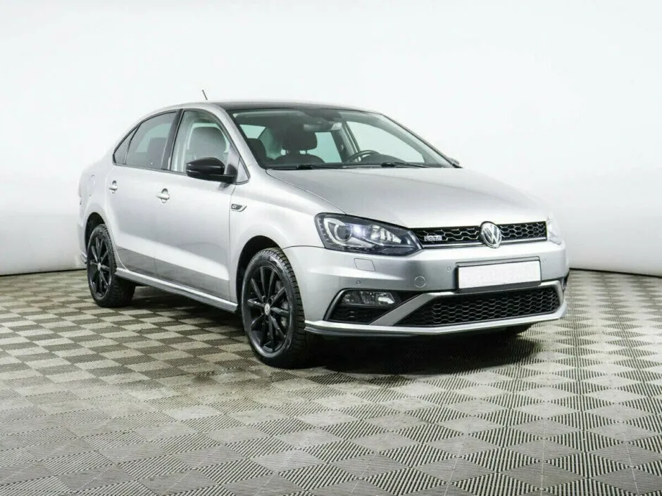 Volkswagen Polo V Рестайлинг — фото 2