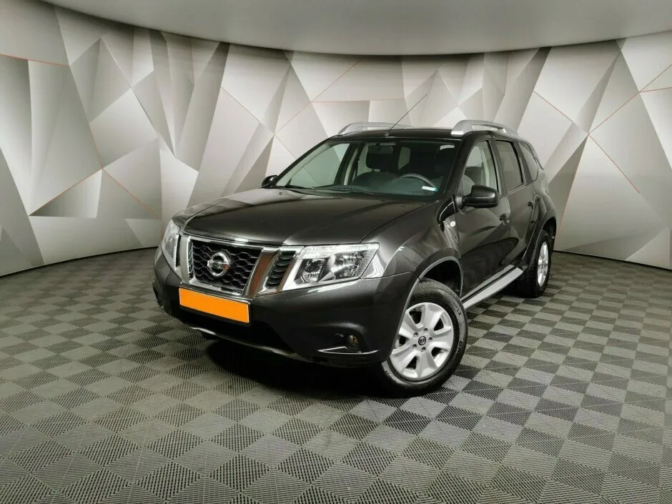 Nissan Terrano III (D10)