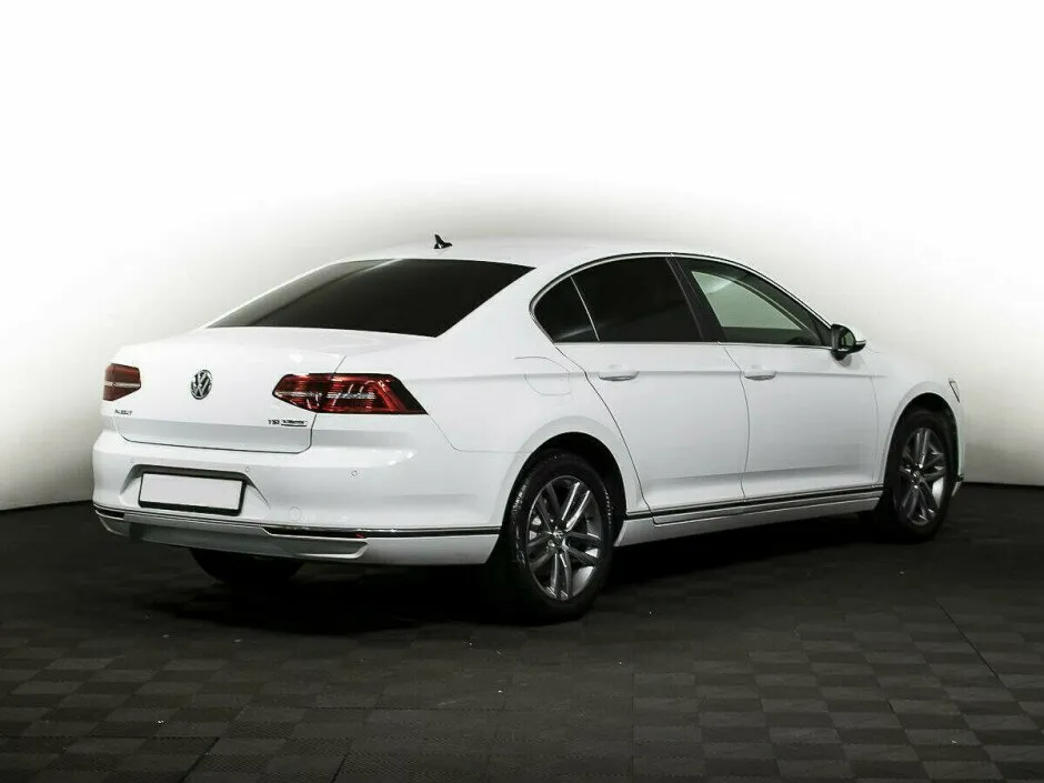 Volkswagen Passat B8 — фото 3